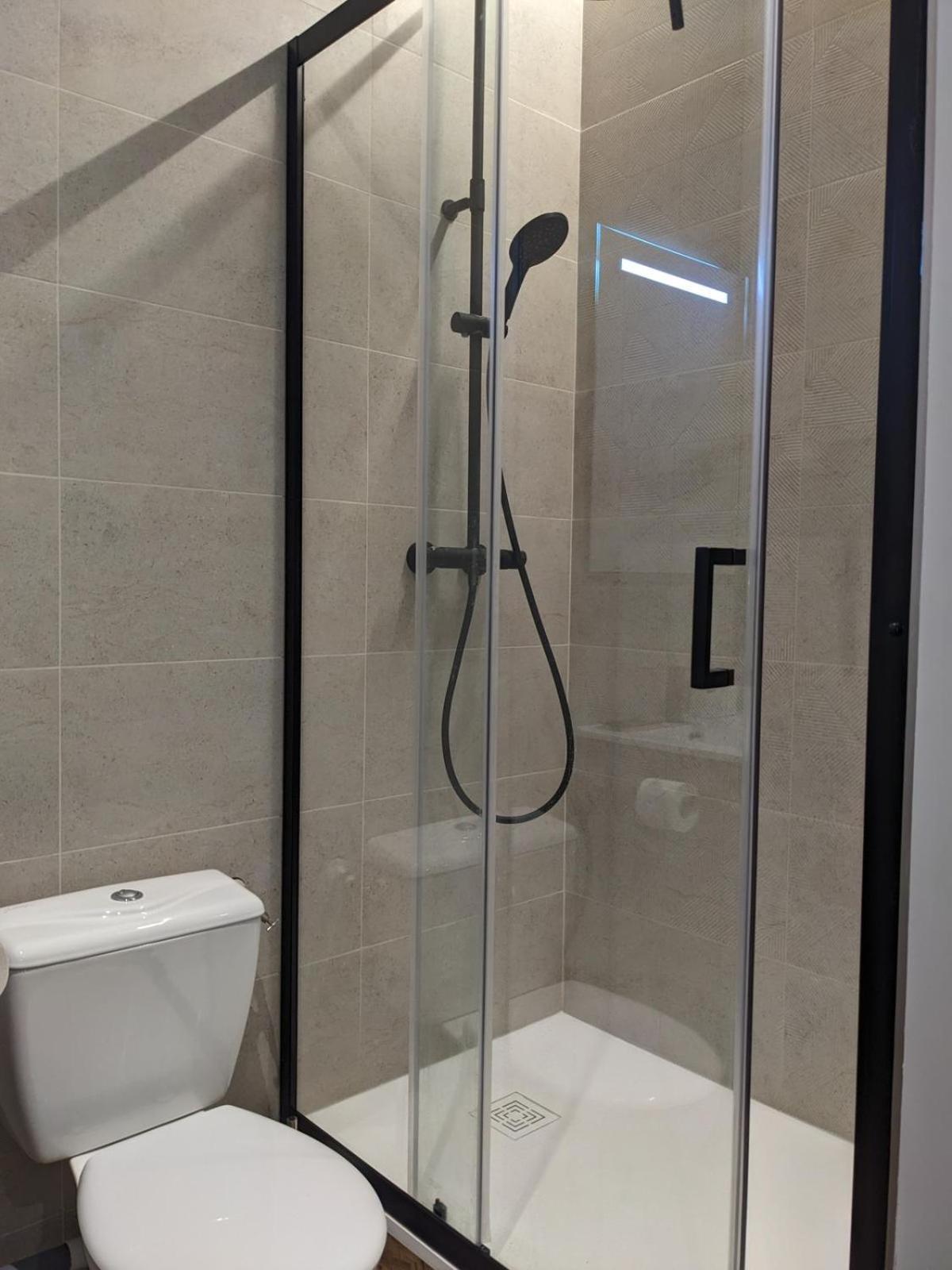Apartamento Le 12 Wifi Cosy Parking 3 Saint-Etienne  Exterior foto
